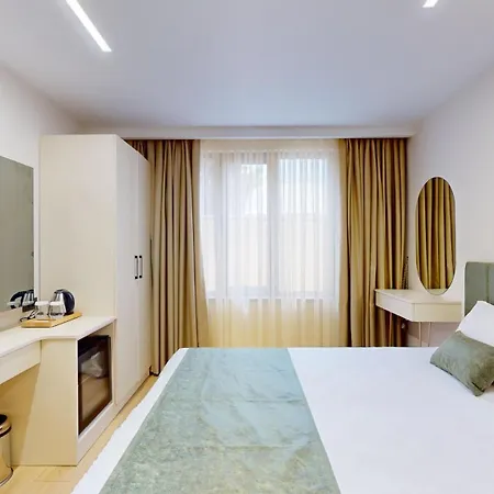 Hotel Bohema *